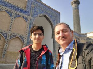 İş adamının oğlunun intiharı ilə bağlı TƏFƏRRÜAT: Özünü atdığı mənzil ailəsinə məxsus olub
