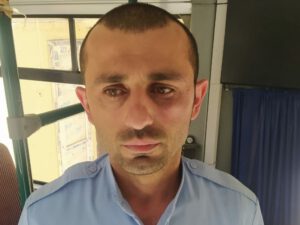 Xırdalanda sərnişin avtobus sürücüsünü döydü – ANBAAN VİDEO