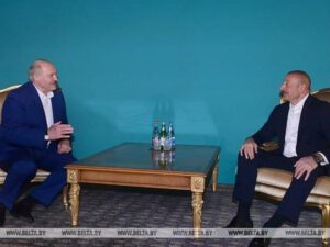 İlham Əliyev və Lukaşenko mətbuata bəyanatlarla çıxış etdilər
