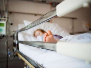 Uşaqlar üçün çarpayılar ayrılıb? – TƏBİB rəsmisindən AÇIQLAMA