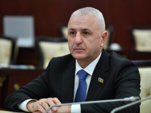 Dövlət qayğısı mənəvi dəyərlərimizə söykənir