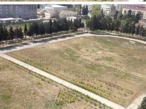 Böyük futbola ehtiyac olmayanda: Sumqayıtda stadionun ortasından yol çəkildi – VİDEO