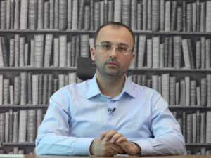 “Tutaq ki, Həcc ziyarətinə getdin, Məkkəni gördün, noolsun?”