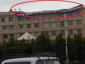 Külək binanın damını UÇURDU – FOTO