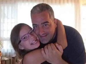 Məşhur iş adamı əvvəl qızını öldürdü, sonra intihar etdi