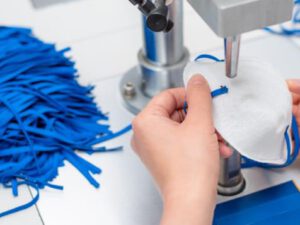 Yeni maskalar gəlir: yemək yeyərkən də taxacağıq – Bəs nə qədər effektlidir?