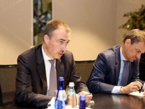 Diplomatik qalmaqal: Separatçılarla görüşən Aİ-nın nümayəndəsi Bakının etimadını itirdi