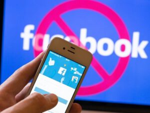 Rusiyada “Facebook”a giriş bloklandı
