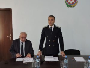 Nərimanov rayon prokuroru və müavini yol hərəkəti qaydalarını belə pozdular – VİDEO