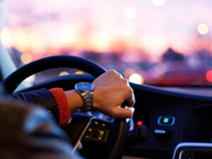 Bakıda polis rəisinin sürücüsündən azyaşlı qıza qarşı ƏXLAQSIZ HƏRƏKƏT