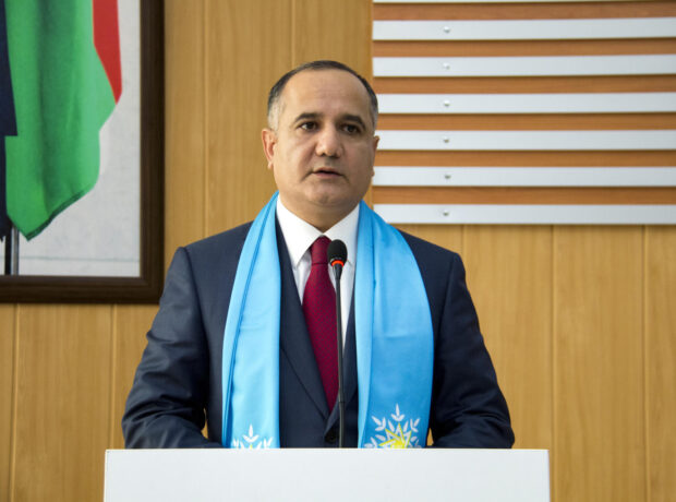 Kəmaləddin Qafarovun “Azeri Med”i büdcə vəsaitlərini necə “əridir”? Kəmaləddin Qafarovun “Azeri Med”i büdcə vəsaitlərini necə “əridir”?