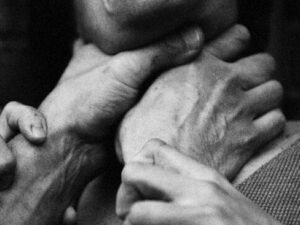 Azərbaycanda ailə münaqişəsi FACİƏ İLƏ BİTDİ: Kişi arvadını boğaraq öldürdü