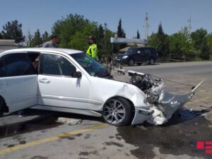 Hacıqabul-Sabirabad yolunda ağır qəza: dörd nəfər xəsarət alıb – FOTO