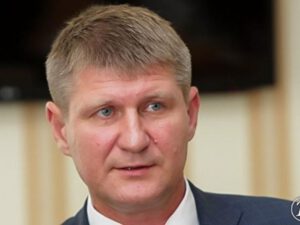 Ukrayna səfirinin meyiti oteldə tapılıb