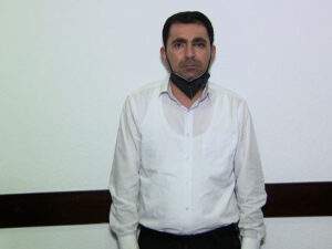 Özünü polis kimi təqdim edən şəxs əvvəl də eyni əmələ görə məhkum olunub – VİDEO