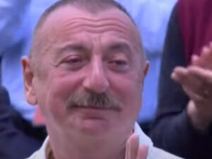 Şuşada atasının səs yazısını eşidən Prezident kövrəldi… – VİDEO