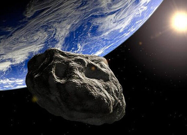 İki təhlükəli asteroid Yerə yaxınlaşır