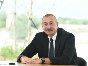 İlham Əliyev Moskvada sərgi ilə tanış oldu