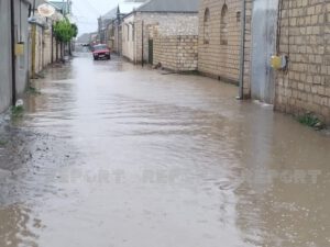Gecə saatlarından yağan yağış Gəncədə fəsad törədib