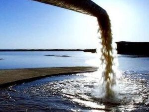 Nazirlik rəsmisi çirkab sularına görə “Azərsu”nu tənqid etdi