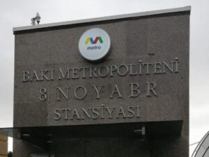 Metronun “8 Noyabr” stansiyası istifadəyə verildi