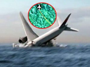 DƏHŞƏTLİ İDDİA: Yoxa çıxan təyyarə lazer silahı ilə vurulub – 239 ölü