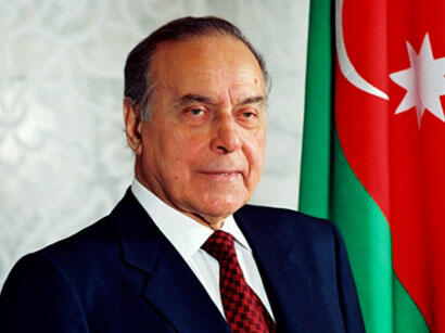 Azərbaycanın ümummilli lideri Heydər Əliyevin anadan olmasının 98-ci ildönümüdür Azərbaycanın ümummilli lideri Heydər Əliyevin anadan olmasının 98-ci ildönümüdür