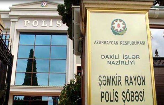 “RƏİS MÜAVİNİ QARDAŞIMDAN RÜŞVƏT TƏLƏB EDİB…” – Şəmkirli xeyriyyəçinin həbsinin təfərrüatı (FOTO) “RƏİS MÜAVİNİ QARDAŞIMDAN RÜŞVƏT TƏLƏB EDİB…” – Şəmkirli xeyriyyəçinin həbsinin təfərrüatı (FOTO)