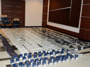 Gömrük postunda külli miqdarda aksiz markasız siqaret aşkarlandı – VİDEO