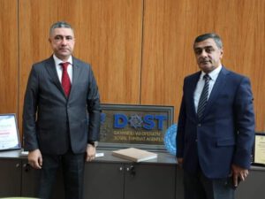 Председатель международного альянса «Азербайджан-Украина» Эльмар Мамедов встретился с руководством агентства “DOST”