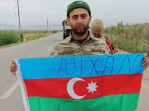 Şəhid olmazdan öncə üzünü görə bilmədiyi oğluna ad qoydu – FOTOLAR