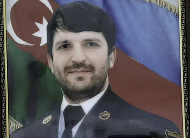Şəhid Elvin Mustafayev dəfn edildi – FOTO (YENİLƏNDİ) Şəhid Elvin Mustafayev dəfn edildi – FOTO (YENİLƏNDİ)