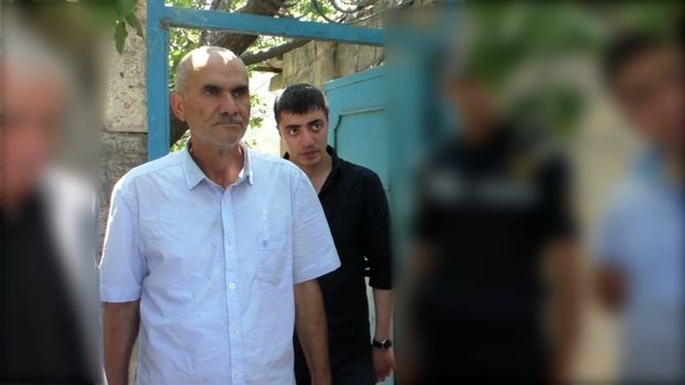 Qubada narkotik tərkibli bitkilərin kultivasiyası ilə məşğul olan ata və oğlu ələ keçdi – FOTO/VİDEO Qubada narkotik tərkibli bitkilərin kultivasiyası ilə məşğul olan ata və oğlu ələ keçdi – FOTO/VİDEO