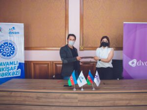 “Davam”la Milli Debat Proqramı arasında memorandum imzalanıb