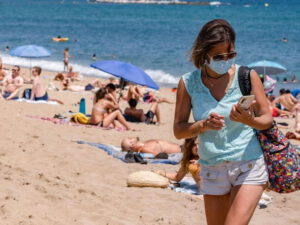 Avropa ölkəsi COVID-19 epidemiyasının bitdiyini açıqlayıb