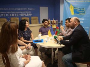 Azərbaycanlı jurnalistlər Ukraynanın nüfuzlu media rəhbərləri ilə görüşüb