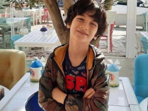 Həkim cütlüyün 8 yaşlı uşaqları koviddən öldü – FOTO