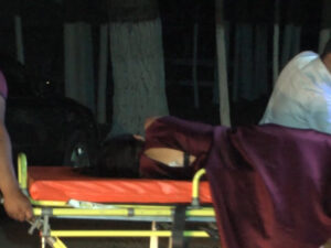 Azərbaycanda dəhşət – 17 yaşlı qız məzun məclisində bıçaqlandı – VİDEO