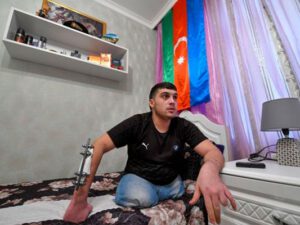 Cəsur döyüşçü: “Qubadlıda ayaqlarımın basdırıldığı məkanı ziyarət edəcəyəm” – VİDEO