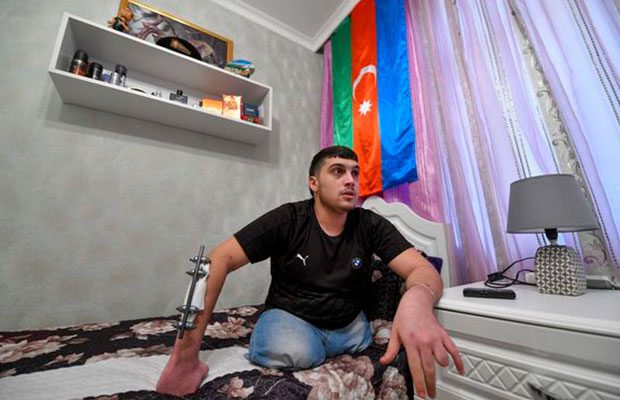Cəsur döyüşçü: “Qubadlıda ayaqlarımın basdırıldığı məkanı ziyarət edəcəyəm” – VİDEO Cəsur döyüşçü: “Qubadlıda ayaqlarımın basdırıldığı məkanı ziyarət edəcəyəm” – VİDEO