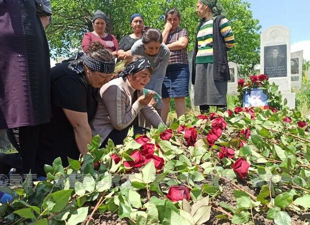 Vəkil Abdullayevin anası danışdı Vəkil Abdullayevin anası danışdı