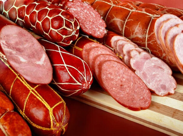 Yararsız kolbasa və sosiska məhsulları aşkar edildi Yararsız kolbasa və sosiska məhsulları aşkar edildi