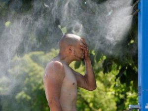 Kanadada anomal istilər onlarla insanın ölümünə səbəb oldu