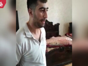 Bakıda polis evə girdi: Görün, evdən nələr çıxdı – Hadisə yerindən video
