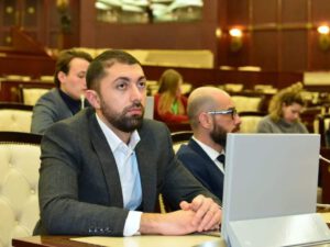 “Qiymət artımına elə don geyindirirlər ki, sanki əhalinin rifahına yönəlib” – Video