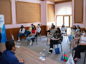 “New Media Hub” platforması çərçivəsində təlimlər davam edir