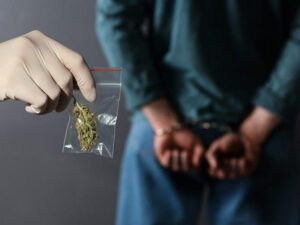 “Patı”və “şüşə” satanlara qarşı əməliyyat: Daha bir narkotacir ələ keçdi