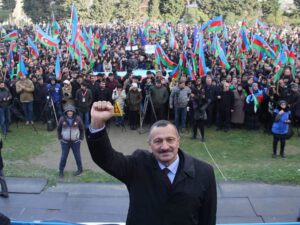 Hökumət Tofiq Yaqubluya 9000 avro təzminat ödəməlidir