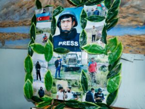 Prezident İlham Əliyev şəhid jurnalistlərin ailələrinə ev verib