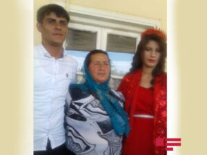 Azərbaycanda dəhşəli cinayət – bıçaqlanan ana və qızının görüntüsü – VİDEO